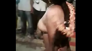 indian crying rape car girl in Hijo coje a su mama mientras ella duerme miralo que pawa