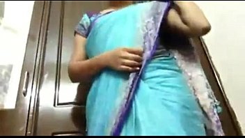 boob 45yr aunty saree blouse tamil sex videos village Tow huge tit